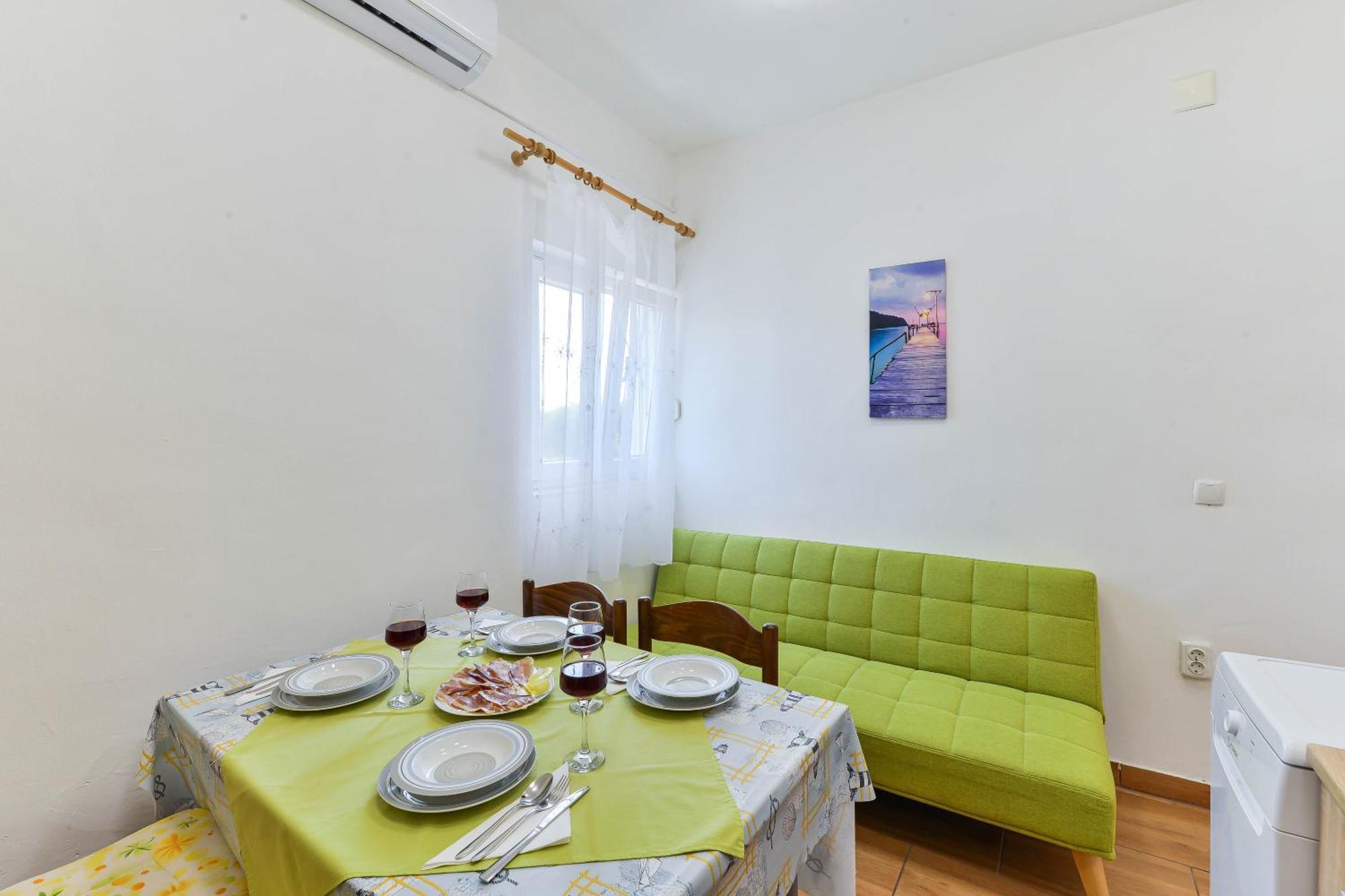 Apartments Citrus Turanj Εξωτερικό φωτογραφία