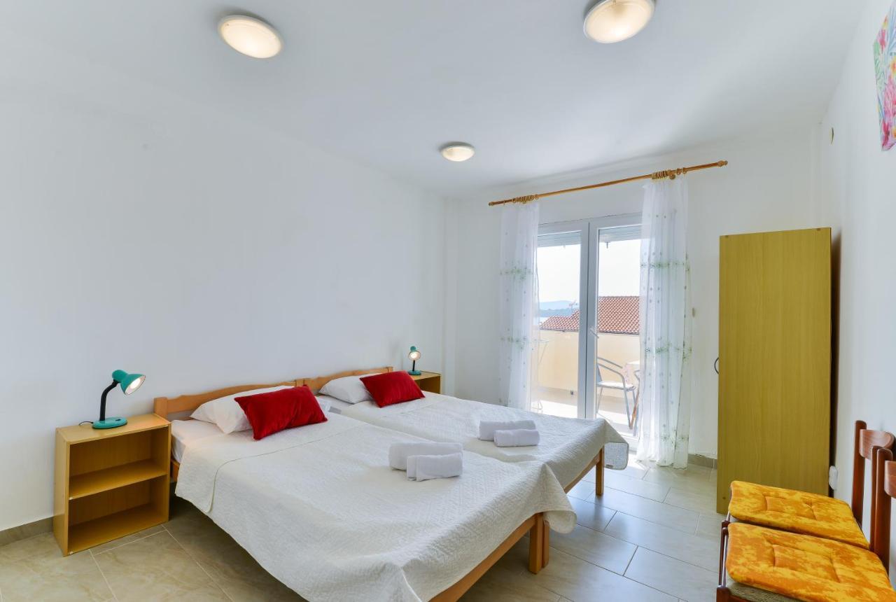 Apartments Citrus Turanj Εξωτερικό φωτογραφία