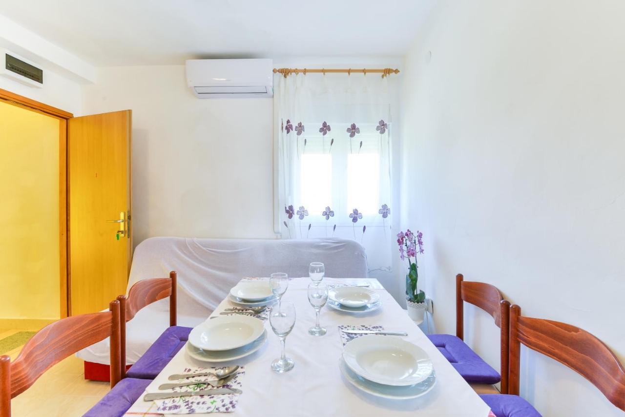 Apartments Citrus Turanj Εξωτερικό φωτογραφία