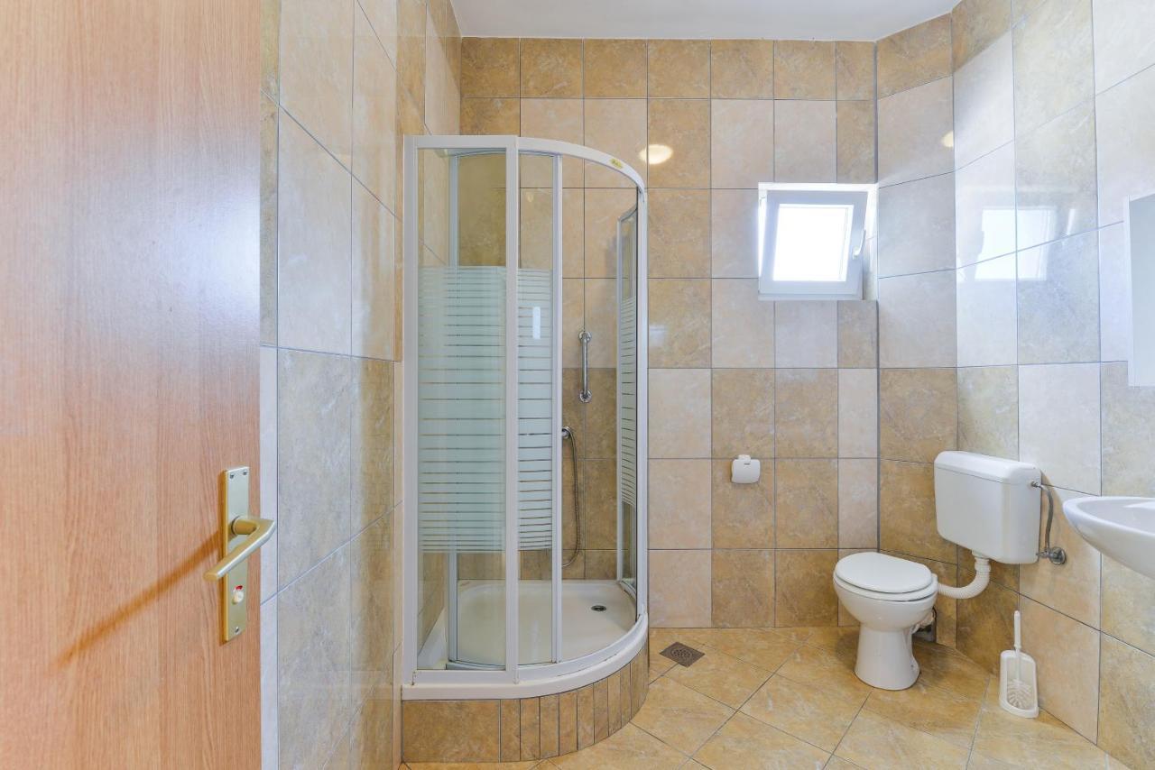 Apartments Citrus Turanj Εξωτερικό φωτογραφία