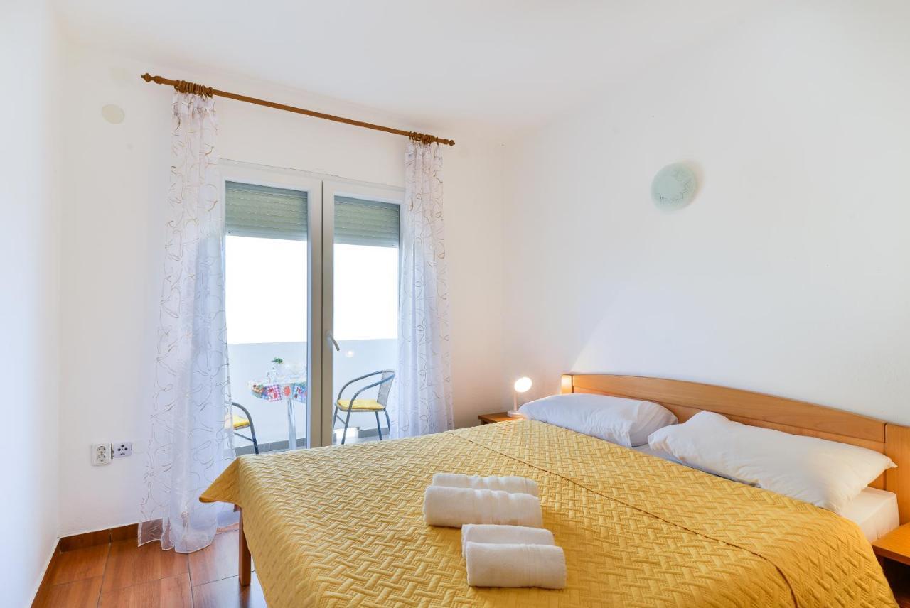 Apartments Citrus Turanj Εξωτερικό φωτογραφία