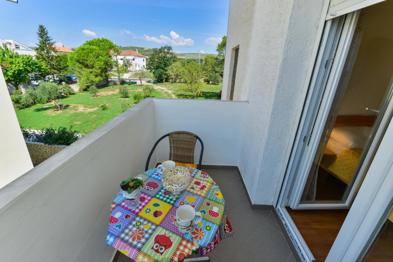 Apartments Citrus Turanj Εξωτερικό φωτογραφία