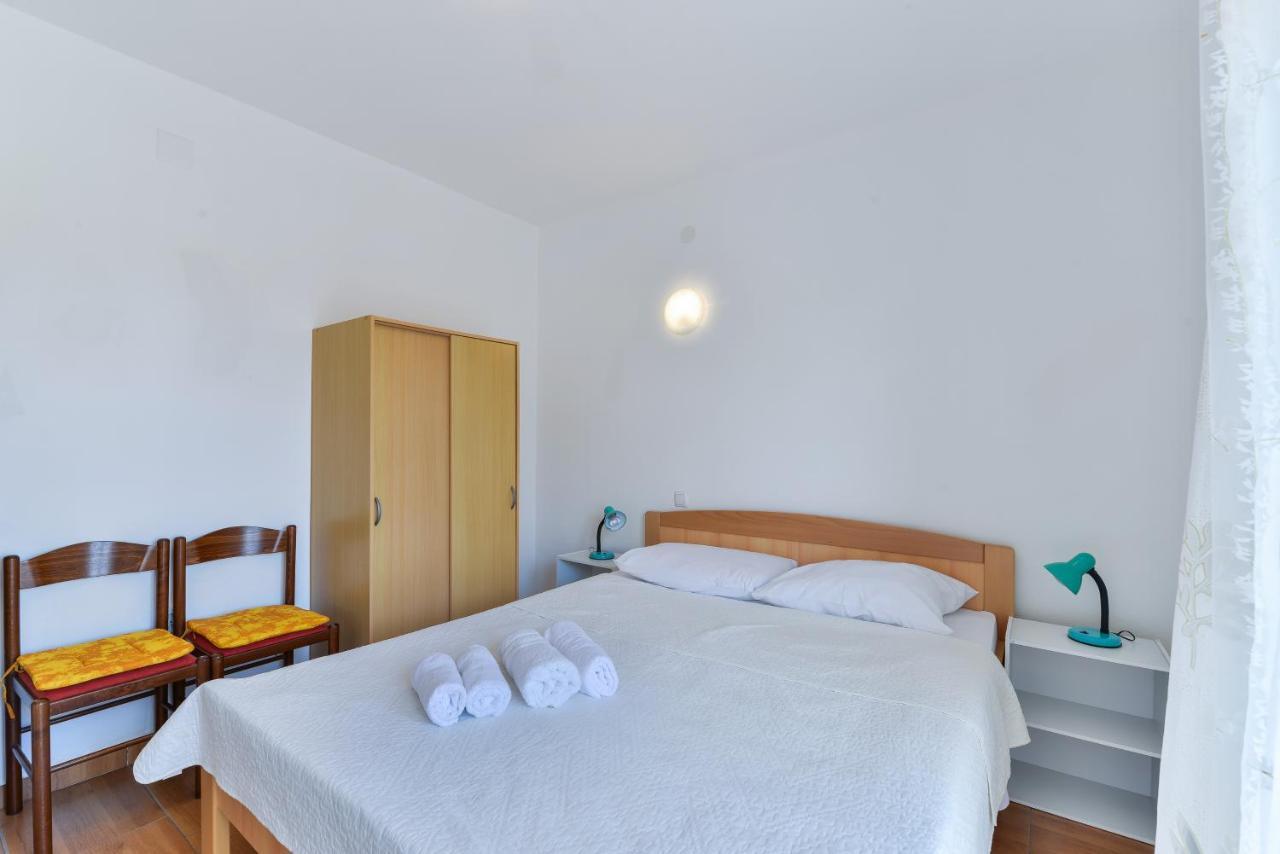 Apartments Citrus Turanj Εξωτερικό φωτογραφία
