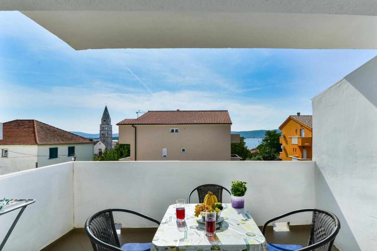 Apartments Citrus Turanj Εξωτερικό φωτογραφία